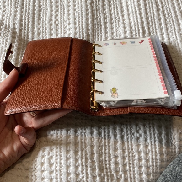 Louis Vuitton Agenda Pm. With extra bits for free included. - Picture 17 of 17